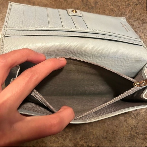 Salvatore Ferragamo made in Italy Long Wallet - Picture 5 of 16